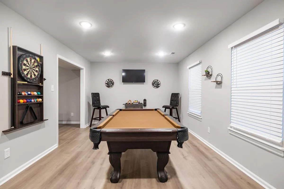 Pool Table Paradise! 3 Bedroom Getaway In Rva! Richmond